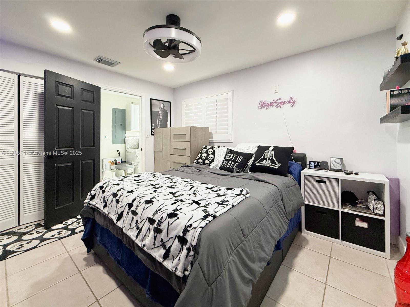 LOYOLA ESTATES - Residential