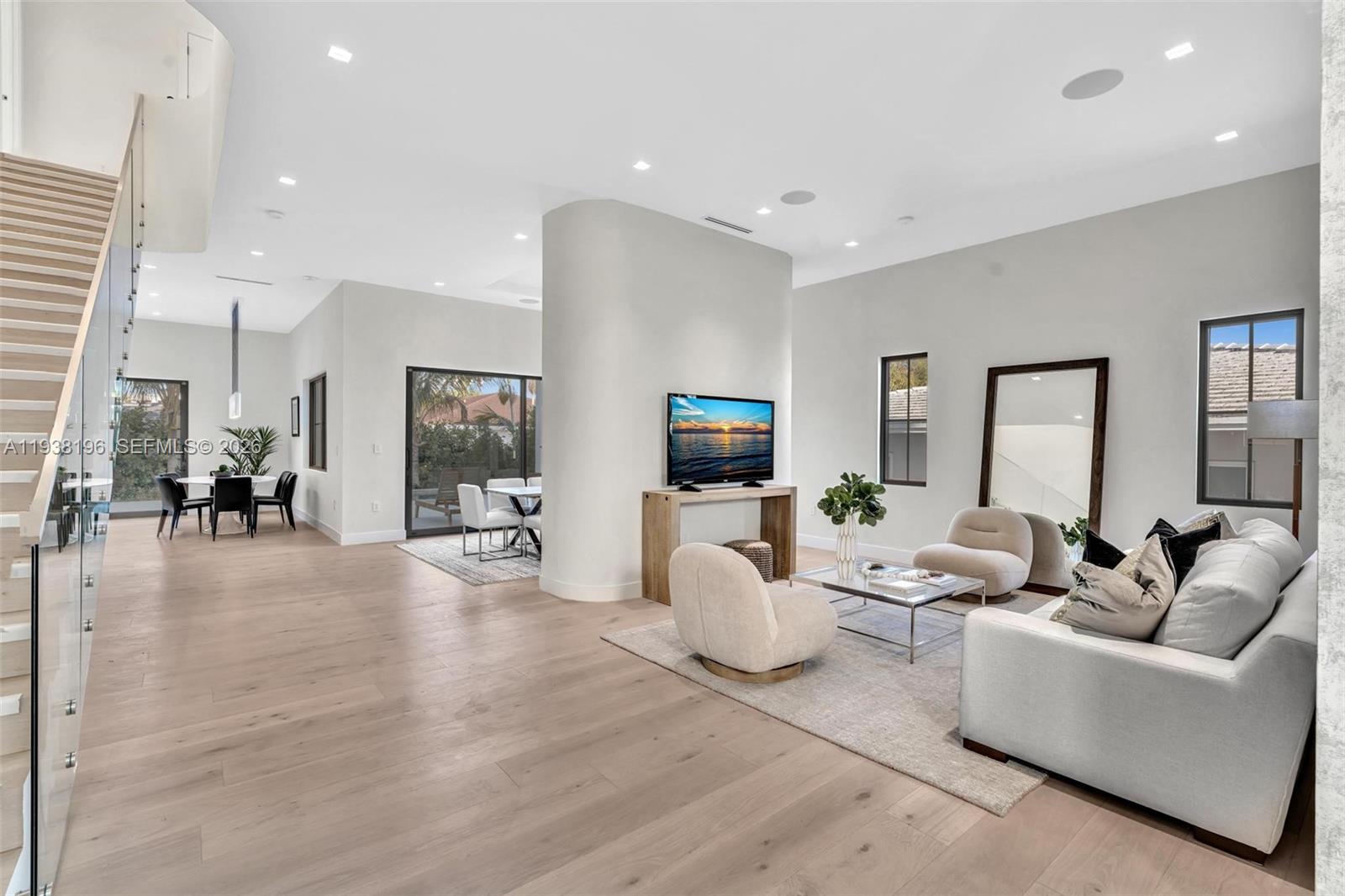 ALTOS DEL MAR NO 5 - Residential