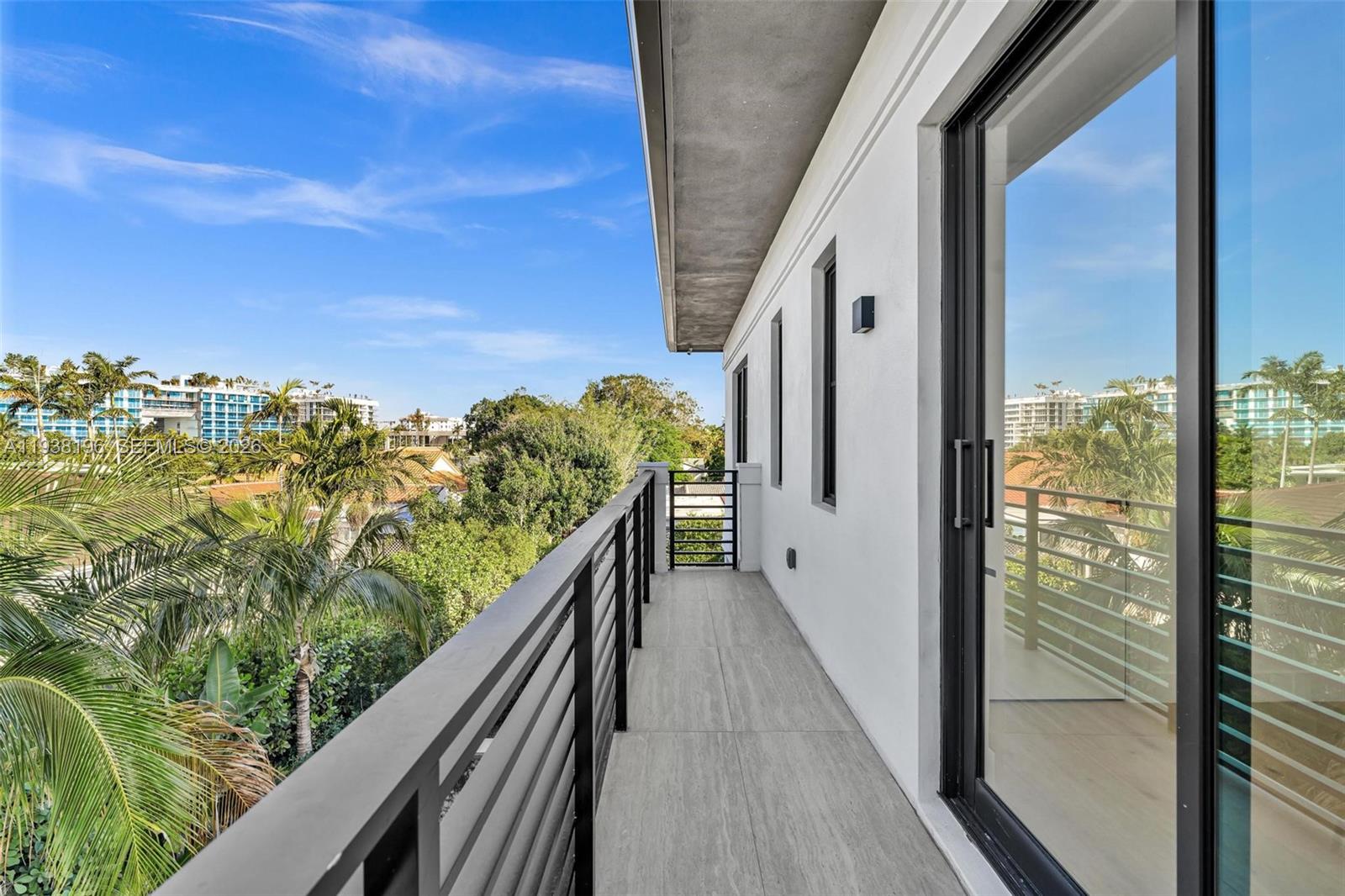 ALTOS DEL MAR NO 5 - Residential