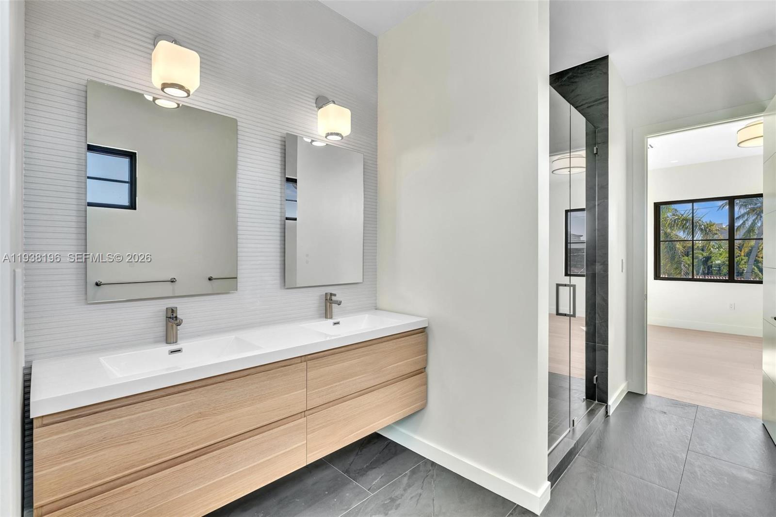 ALTOS DEL MAR NO 5 - Residential