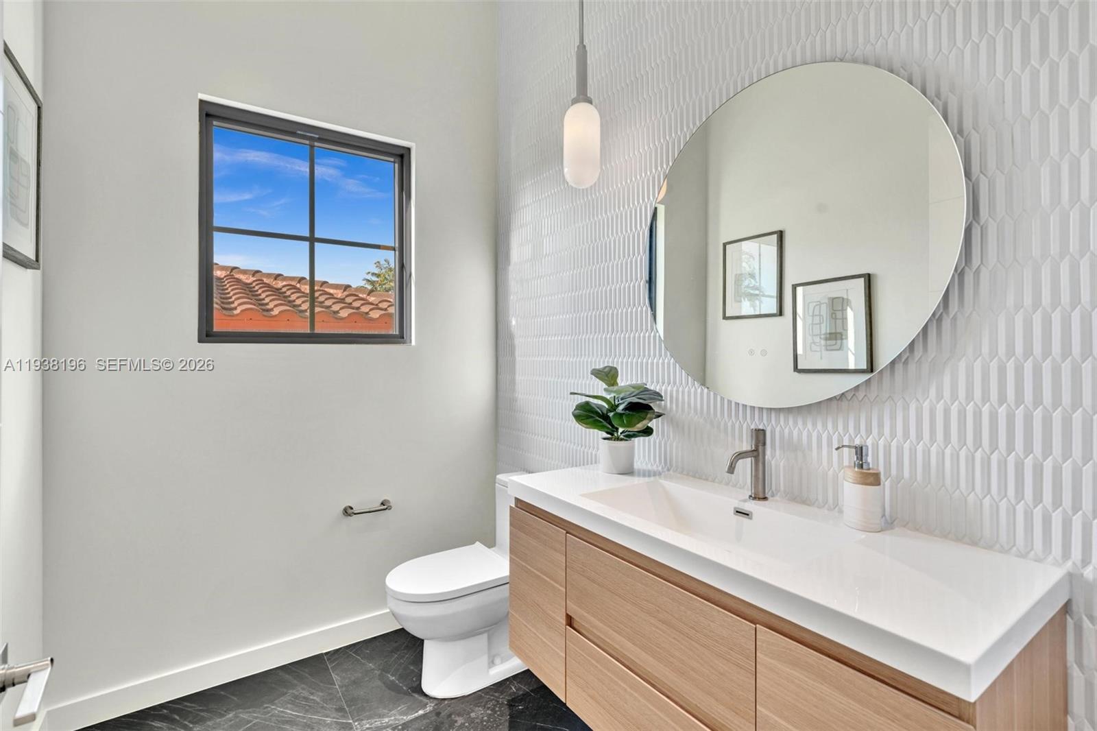 ALTOS DEL MAR NO 5 - Residential