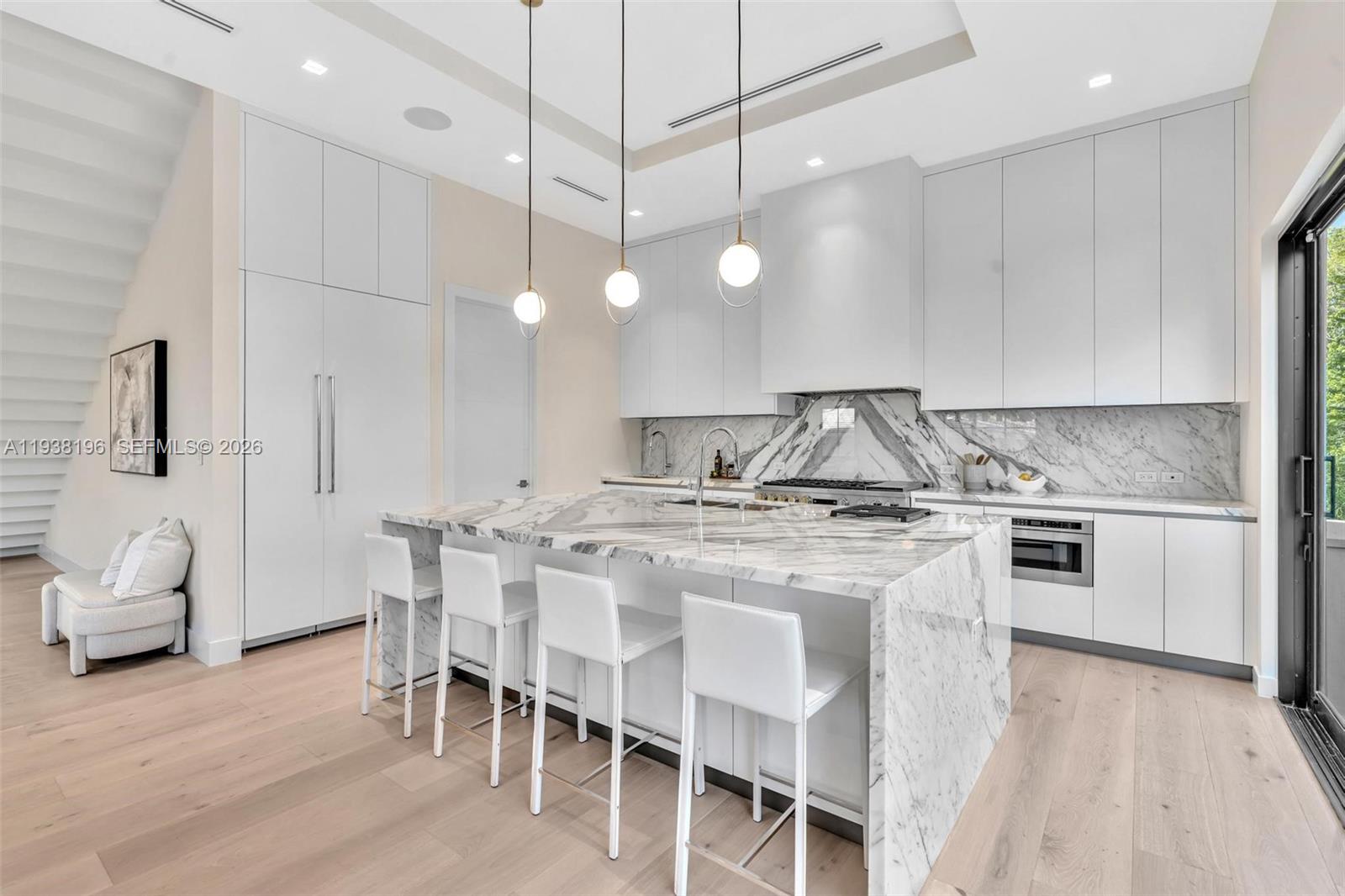 ALTOS DEL MAR NO 5 - Residential