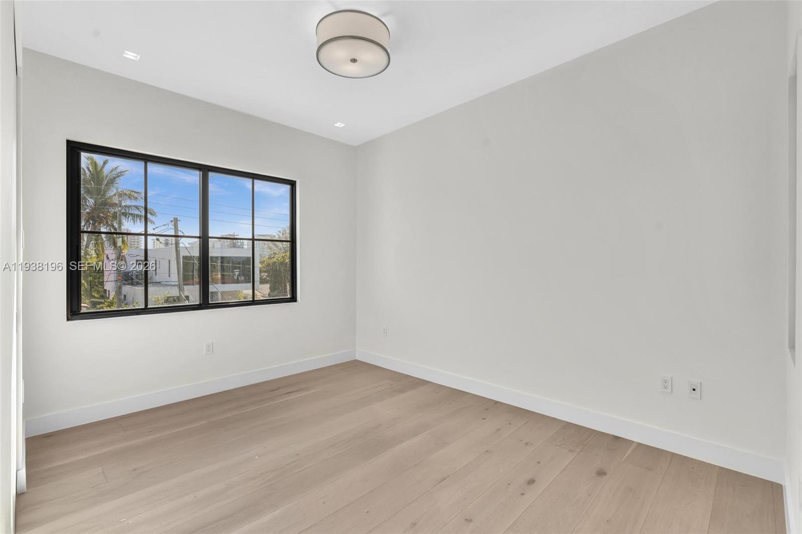 ALTOS DEL MAR NO 5 - Residential