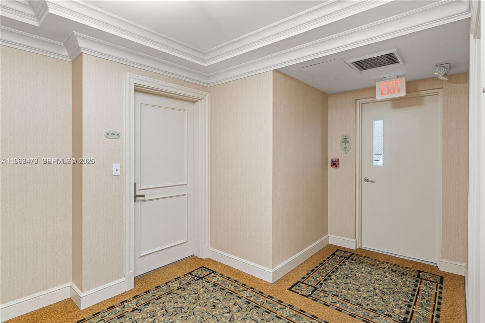 TURNBERRY VLG NO TOWER CO - Residential