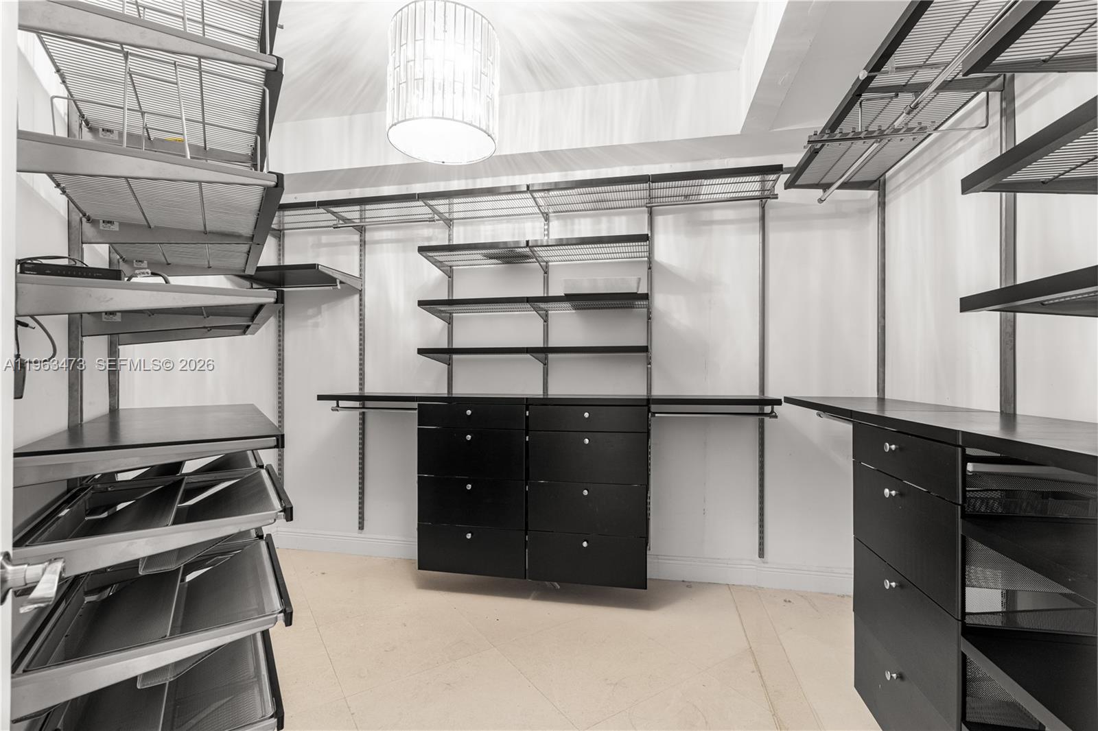 TURNBERRY VLG NO TOWER CO - Residential