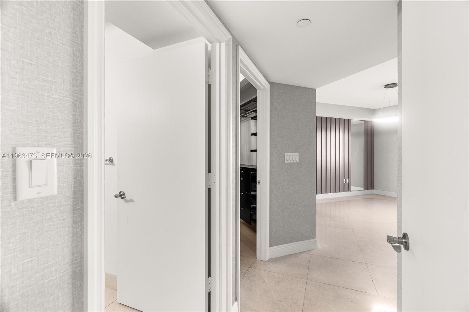 TURNBERRY VLG NO TOWER CO - Residential