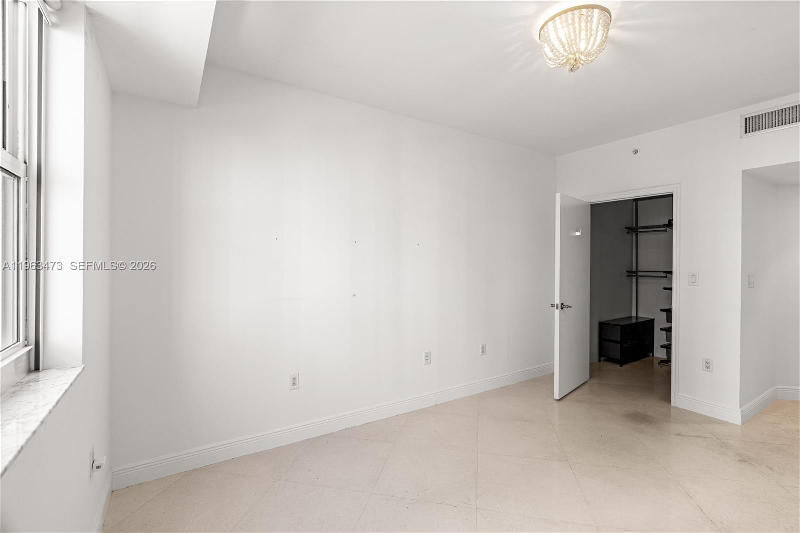 TURNBERRY VLG NO TOWER CO - Residential