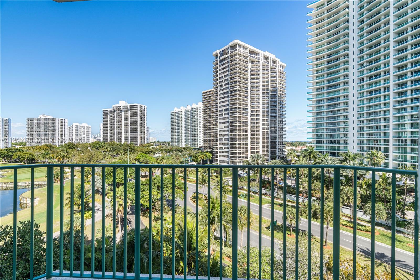 TURNBERRY VLG NO TOWER CO - Residential