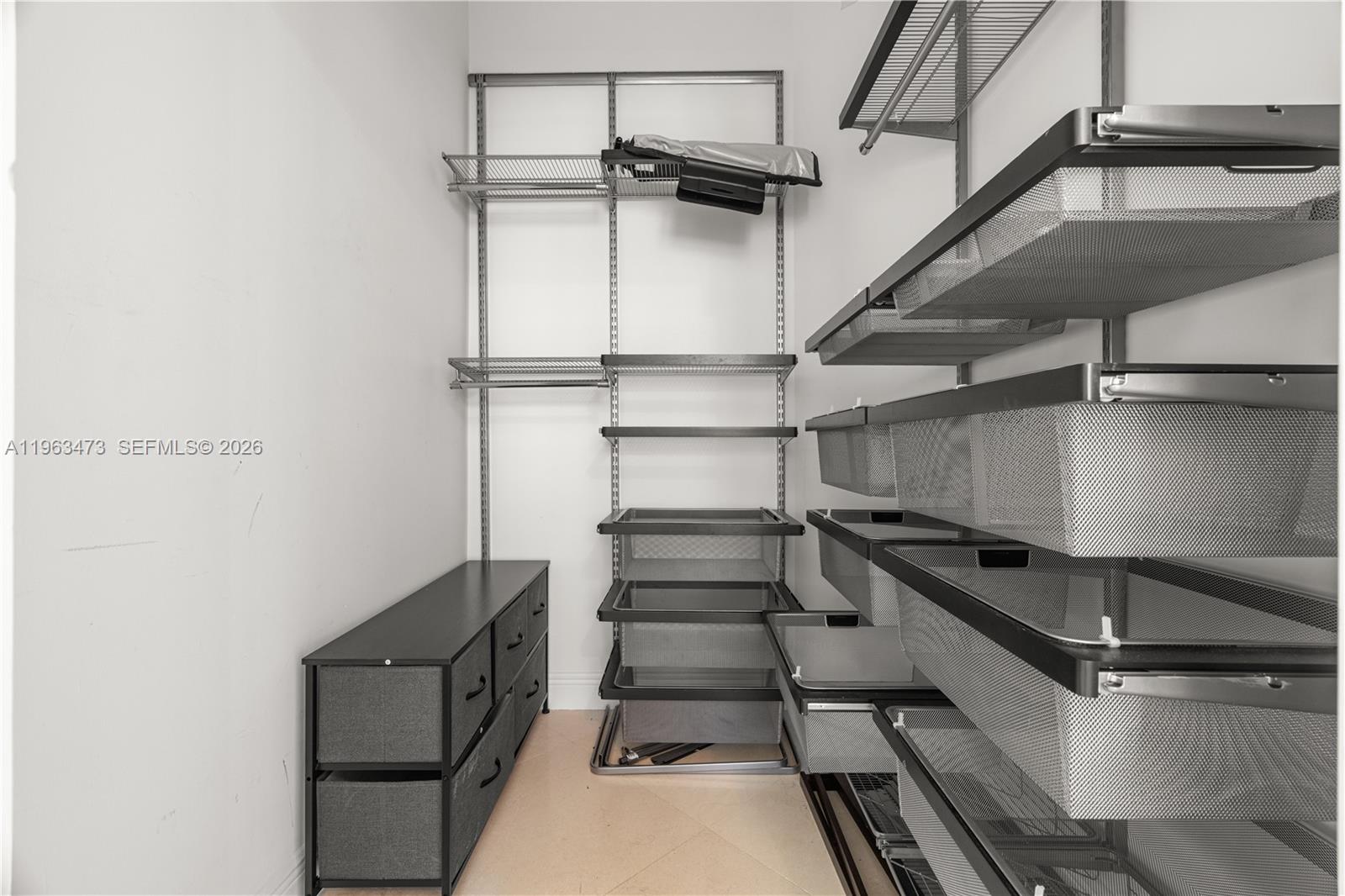 TURNBERRY VLG NO TOWER CO - Residential