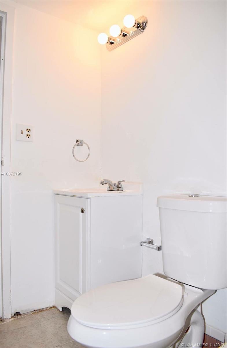 GARDENS AT LAUDERHILL CON - Residential