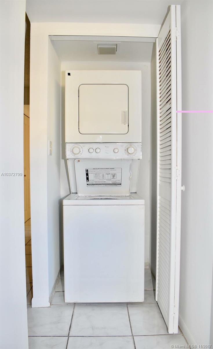 GARDENS AT LAUDERHILL CON - Residential