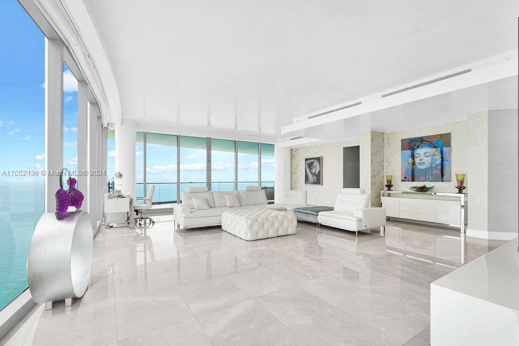 17901 Collins Ave 4005