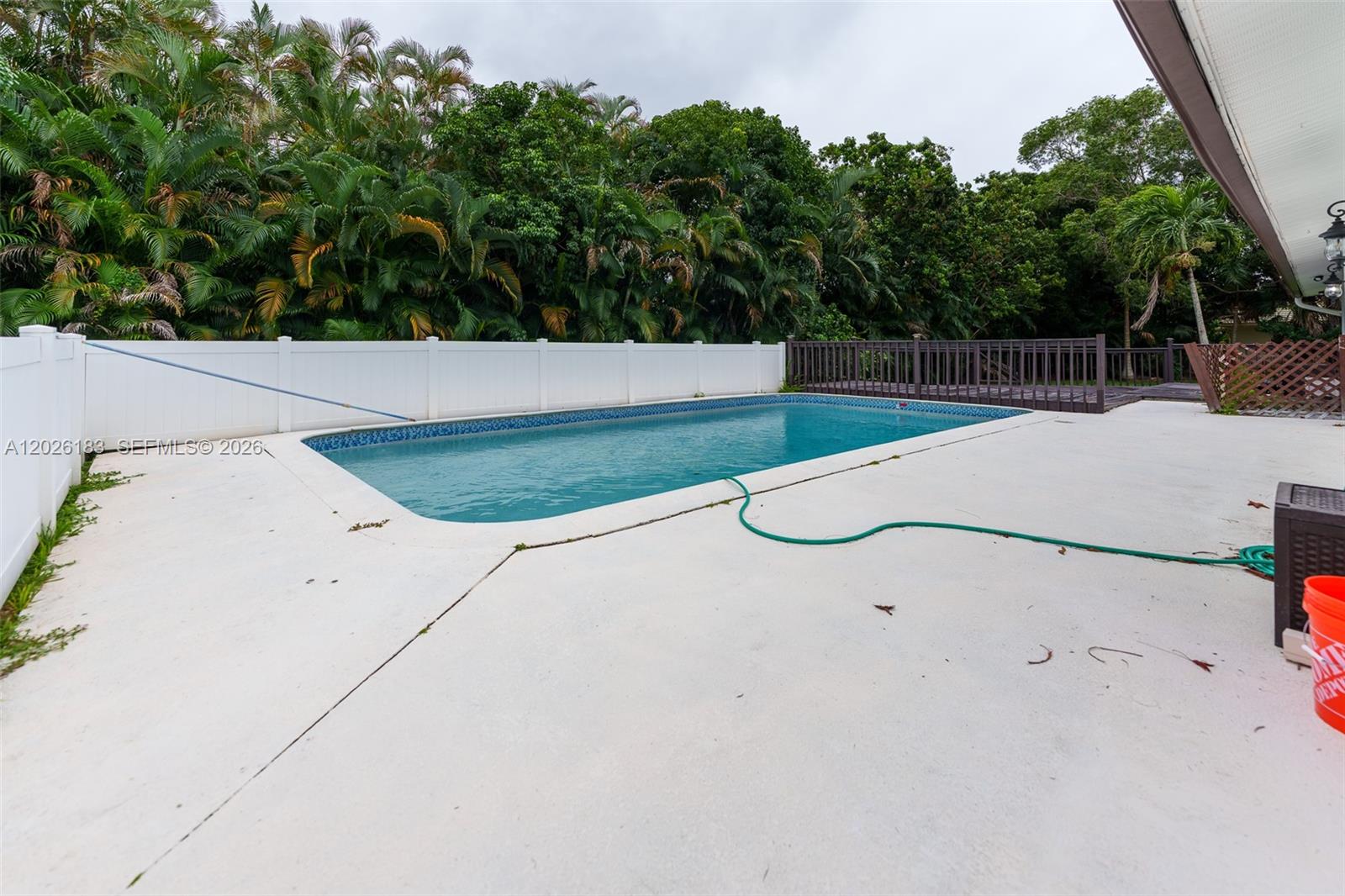 FLA FRUIT LANDS CO - Residential