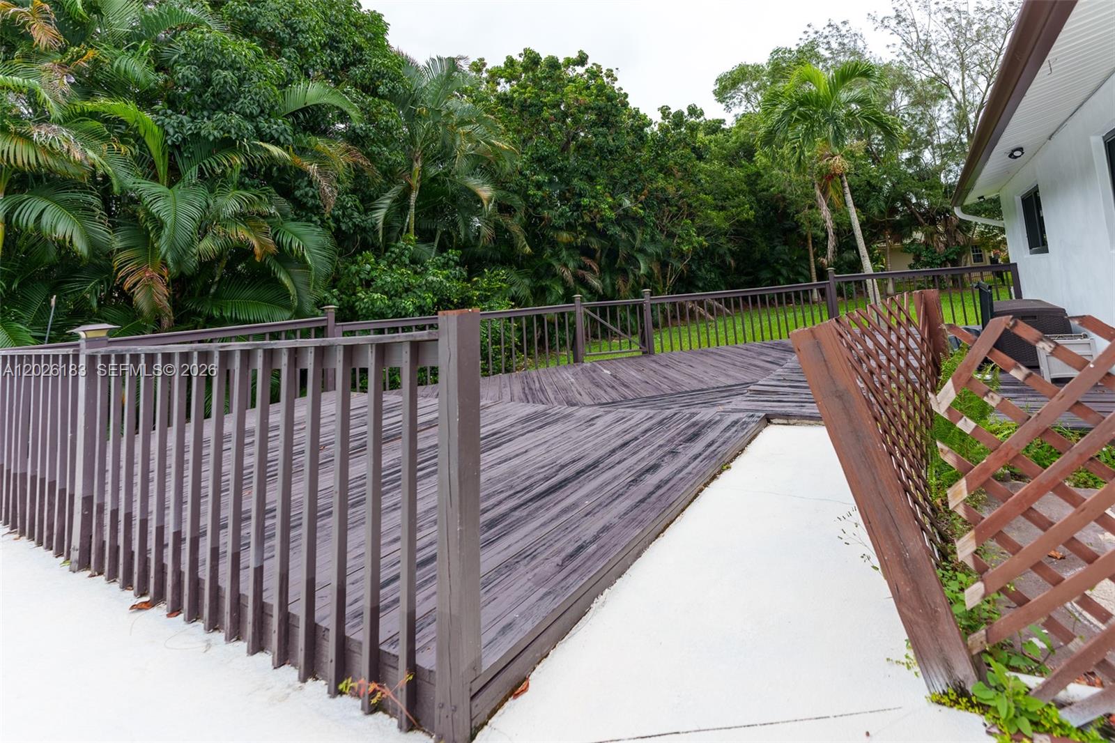 FLA FRUIT LANDS CO - Residential