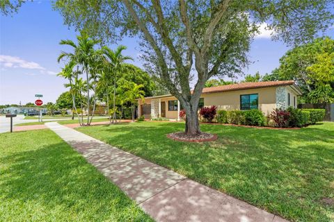 Photo of 6631 SW 24th St, Miramar, FL 33023 (MLS # A11781781)