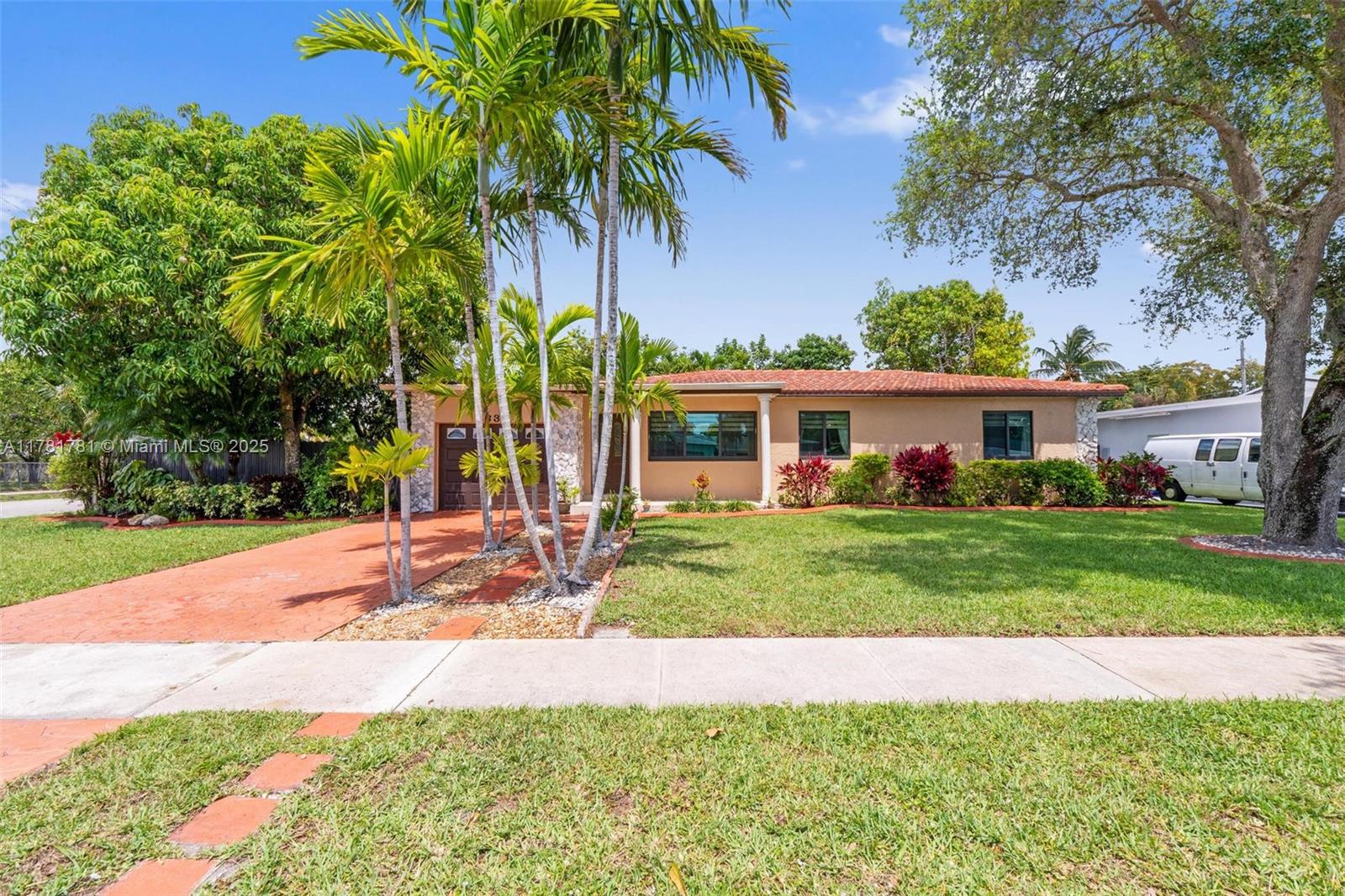 6631 Sw 24th St, Miramar, Broward County, Florida - 3 Bedrooms  
2 Bathrooms - 