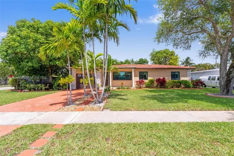 6631 SW 24th St, Miramar, FL 33023 - MLS#: A11781781