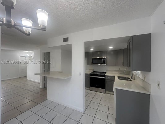 7833 NW 44TH CT # 7833, CORAL SPRINGS, FL 33065 - Image cedb3902bdaa9b275f8e4ce36eb7731d/2222262858
