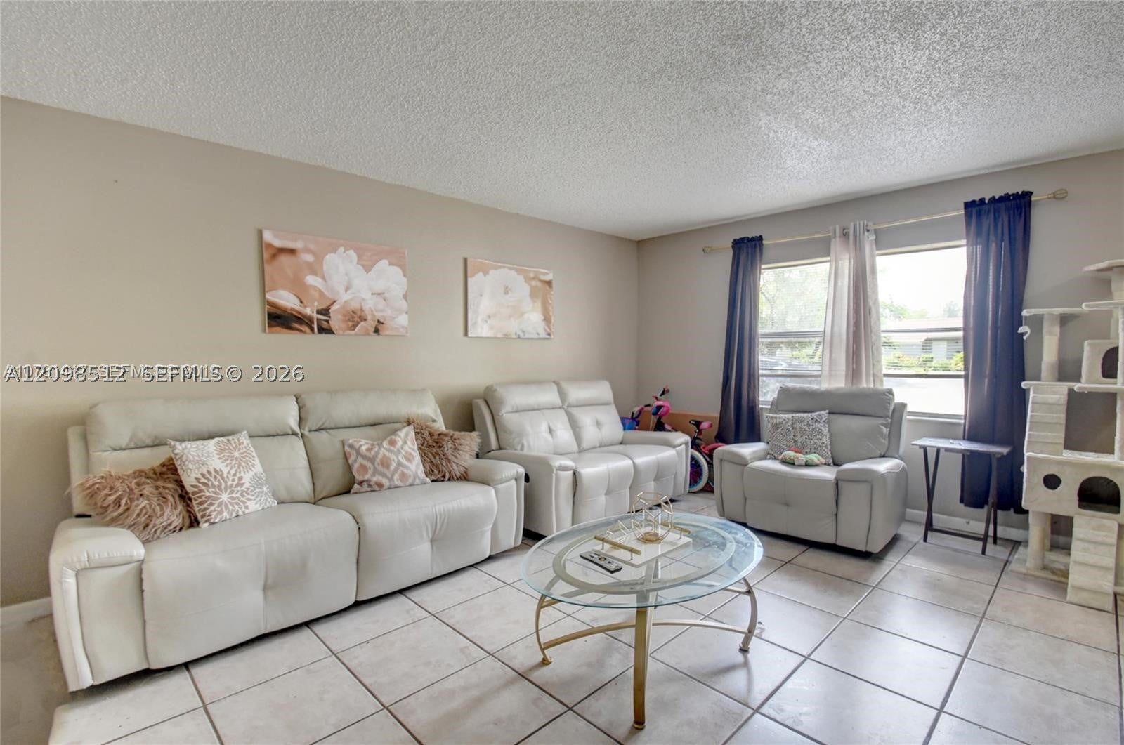 7831 NW 44th Ct 7833
