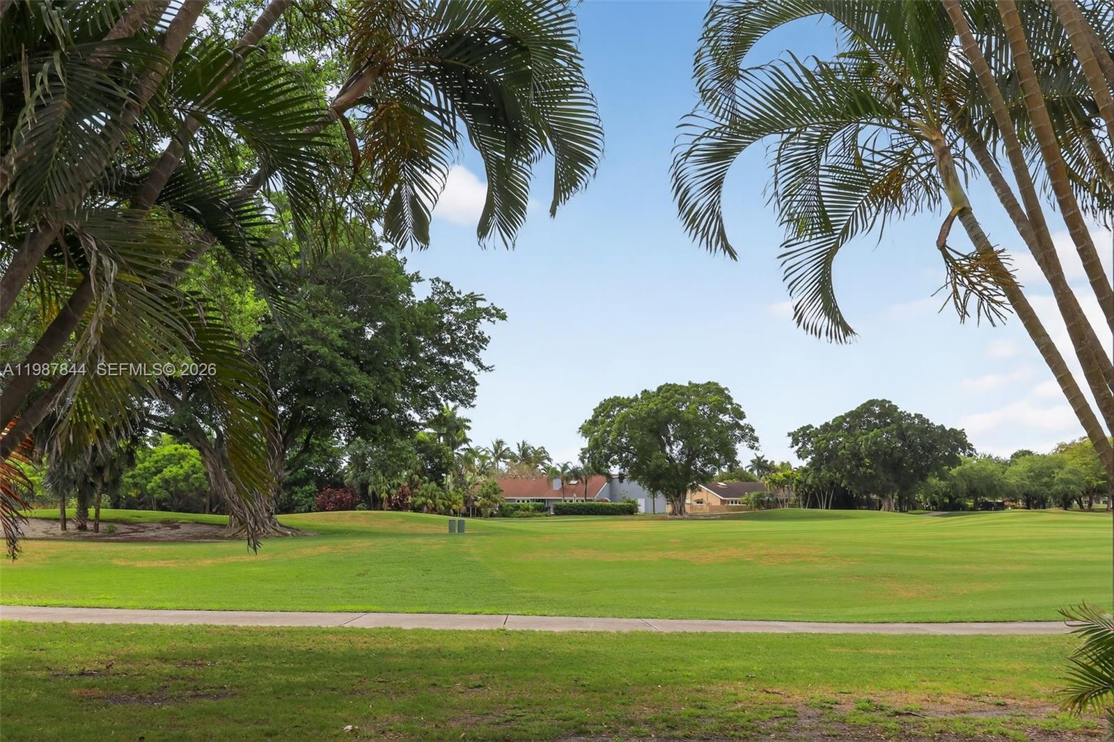 JACARANDA COUNTRY CLUB WE - Residential