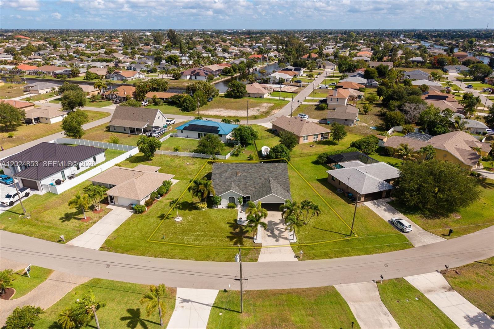 CAPE CORAL - Residential