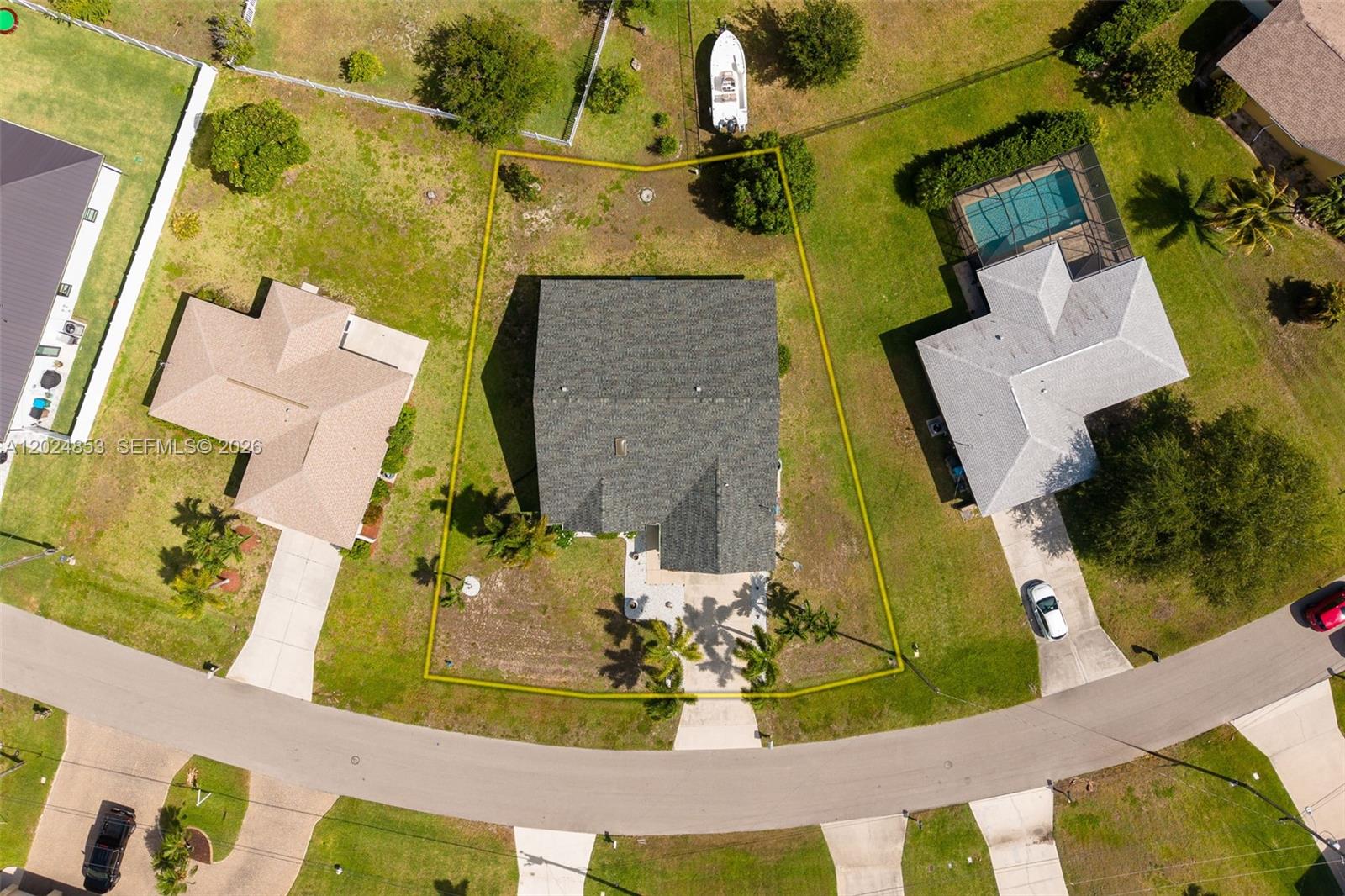 CAPE CORAL - Residential