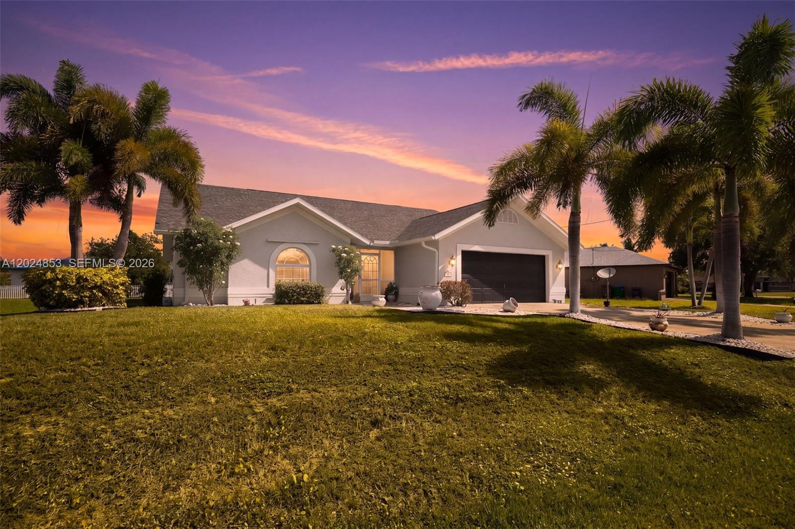 CAPE CORAL - Residential