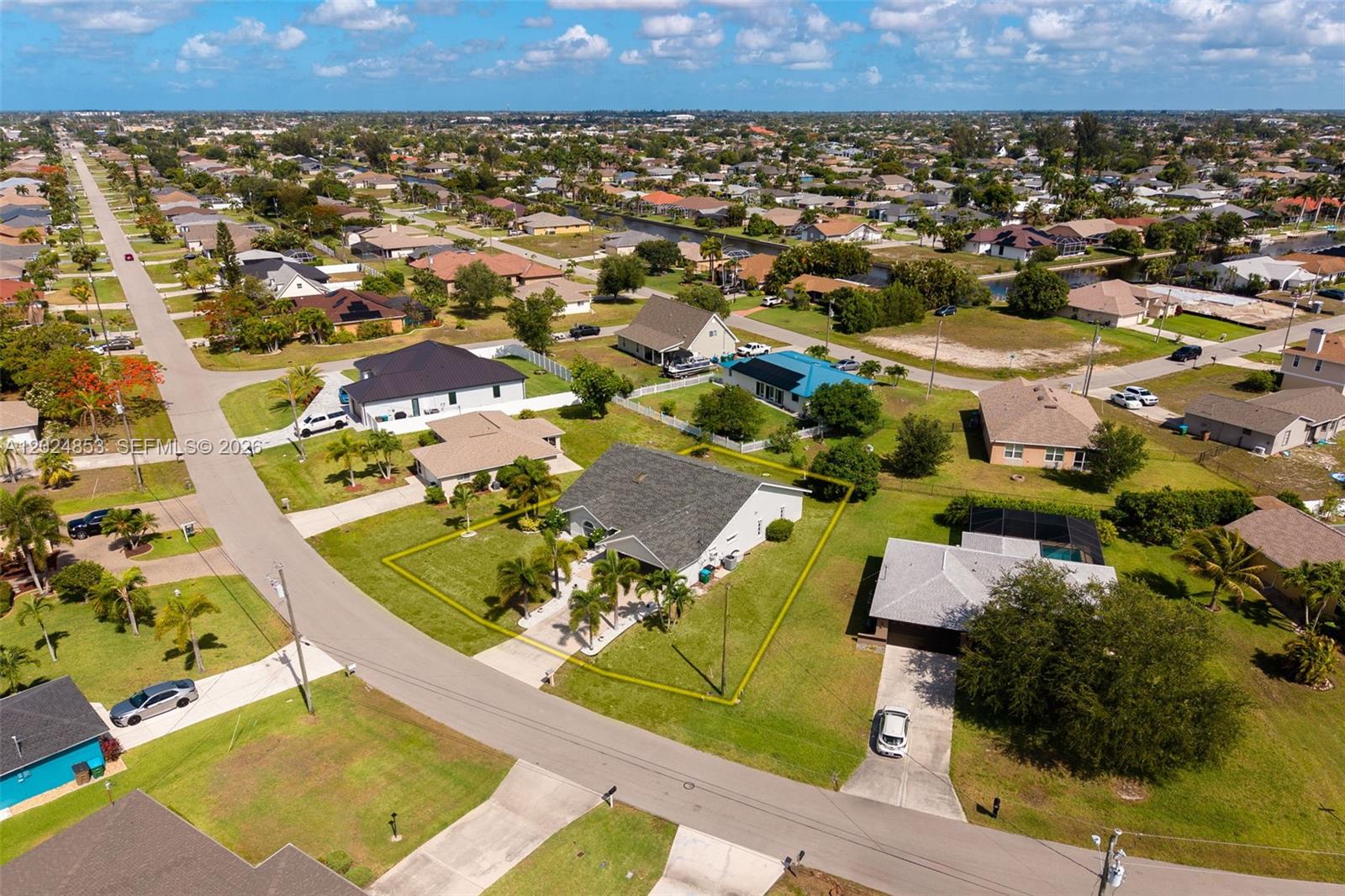 CAPE CORAL - Residential
