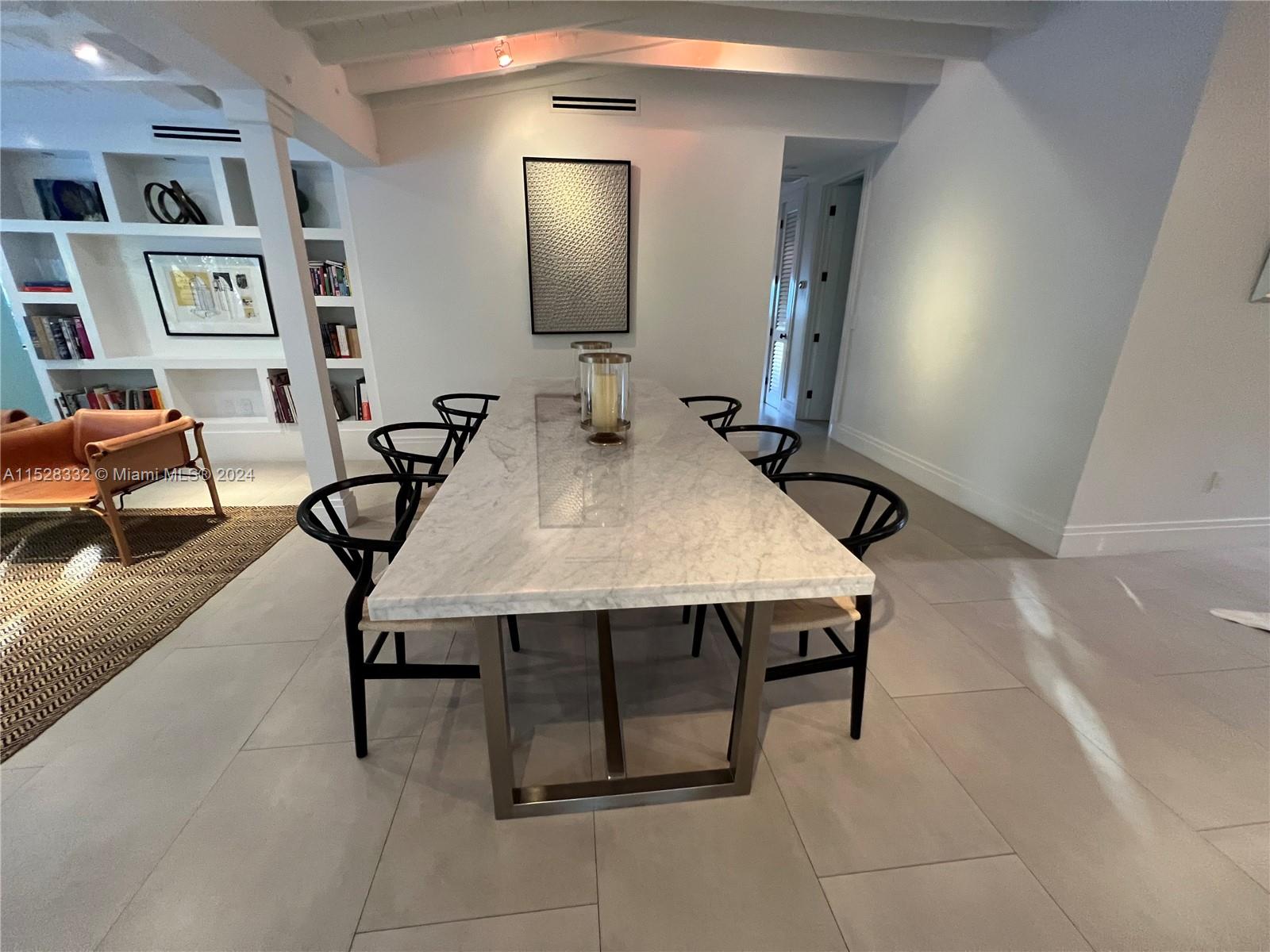 TROPICAL ISLE HOMES SUB 4 - Residential