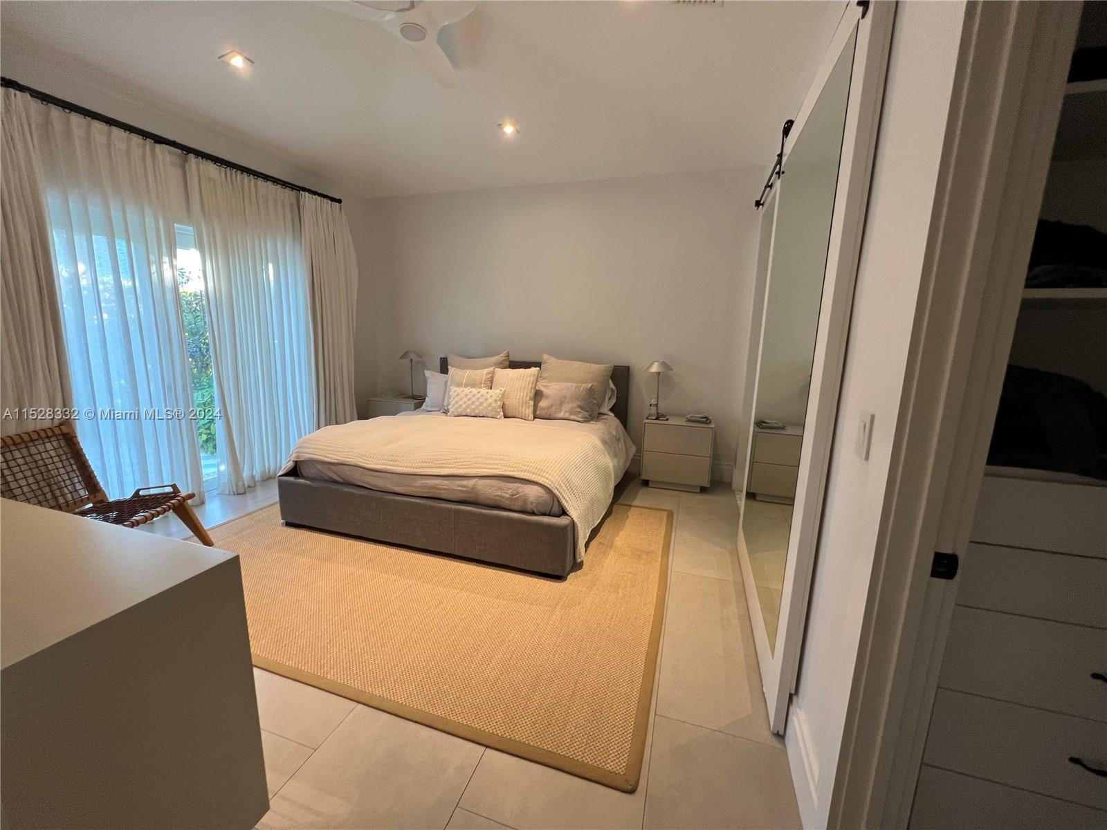 TROPICAL ISLE HOMES SUB 4 - Residential