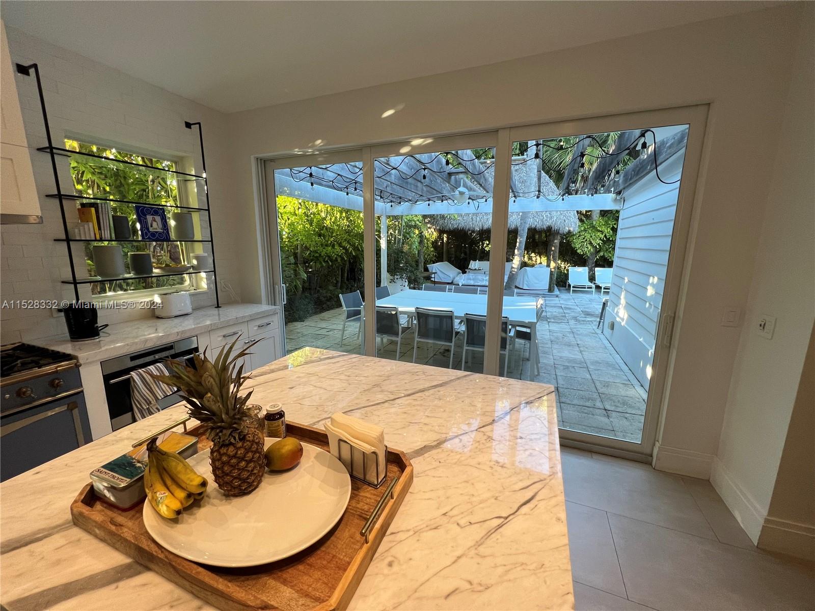 TROPICAL ISLE HOMES SUB 4 - Residential