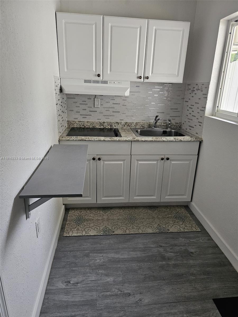 23 Miami Gardens Rd 2
