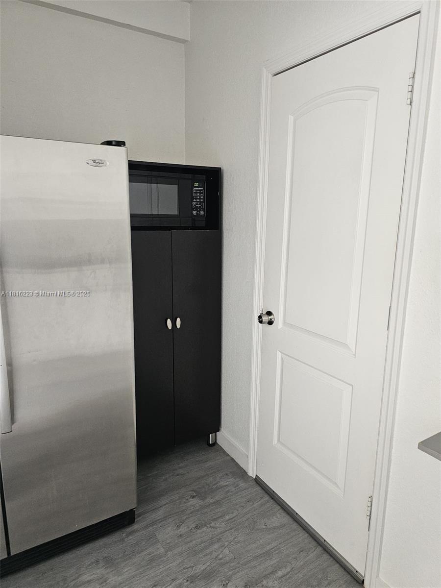 23 Miami Gardens Rd 2