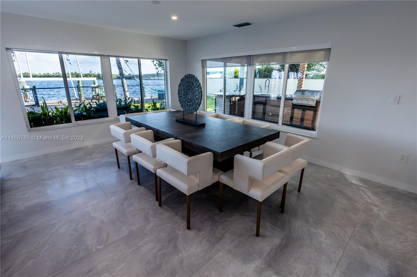 BAY CREST SEC 2 - Residential