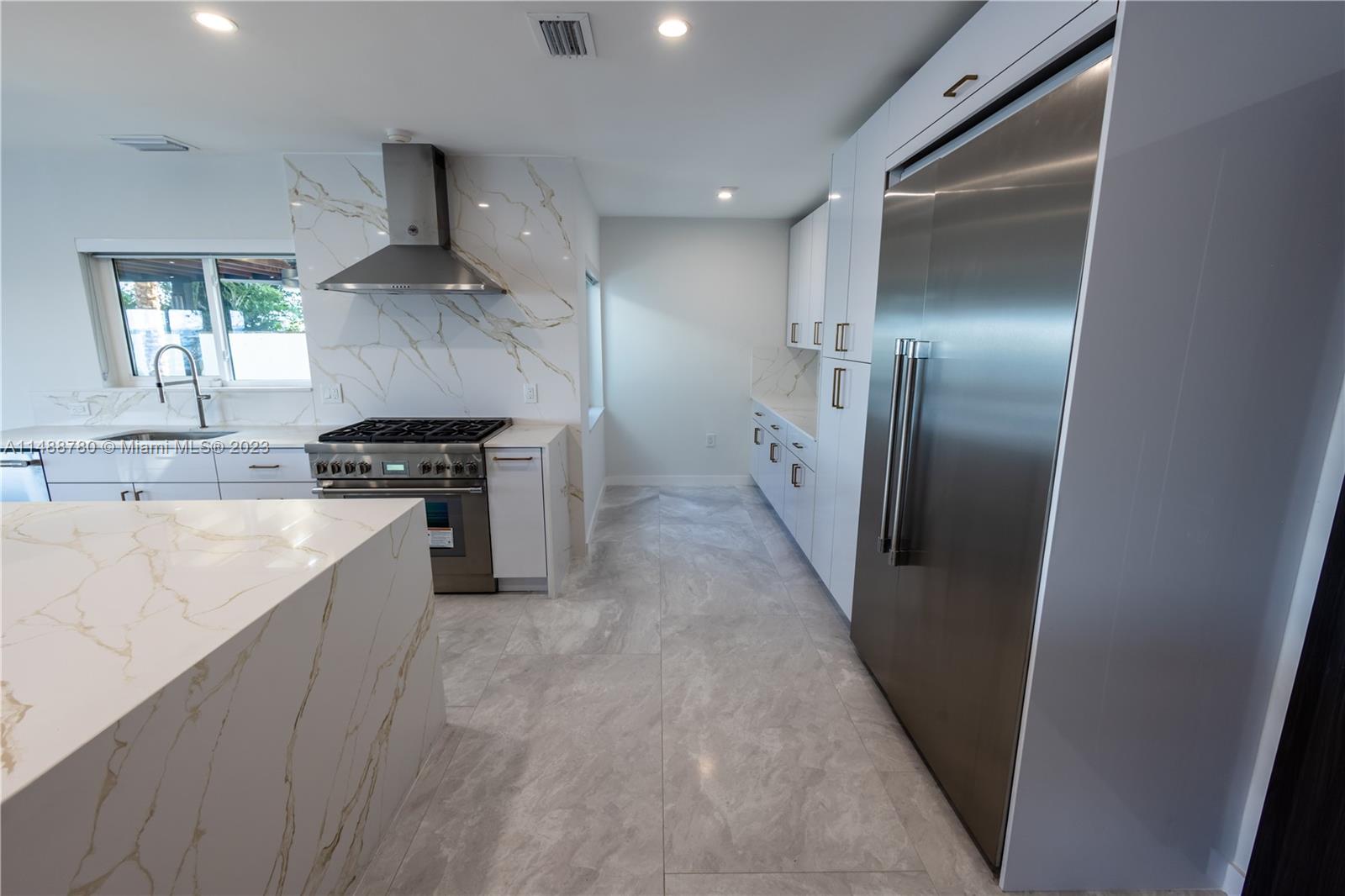 BAY CREST SEC 2 - Residential