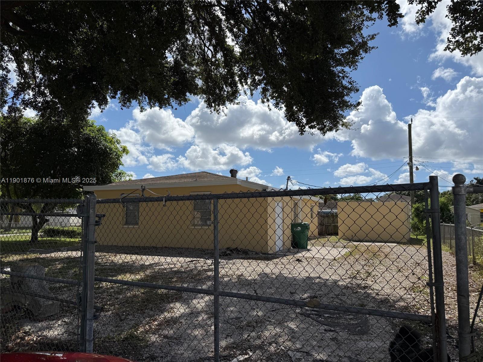 , Opa Locka, FL, 33054/$399,500 2 578983593