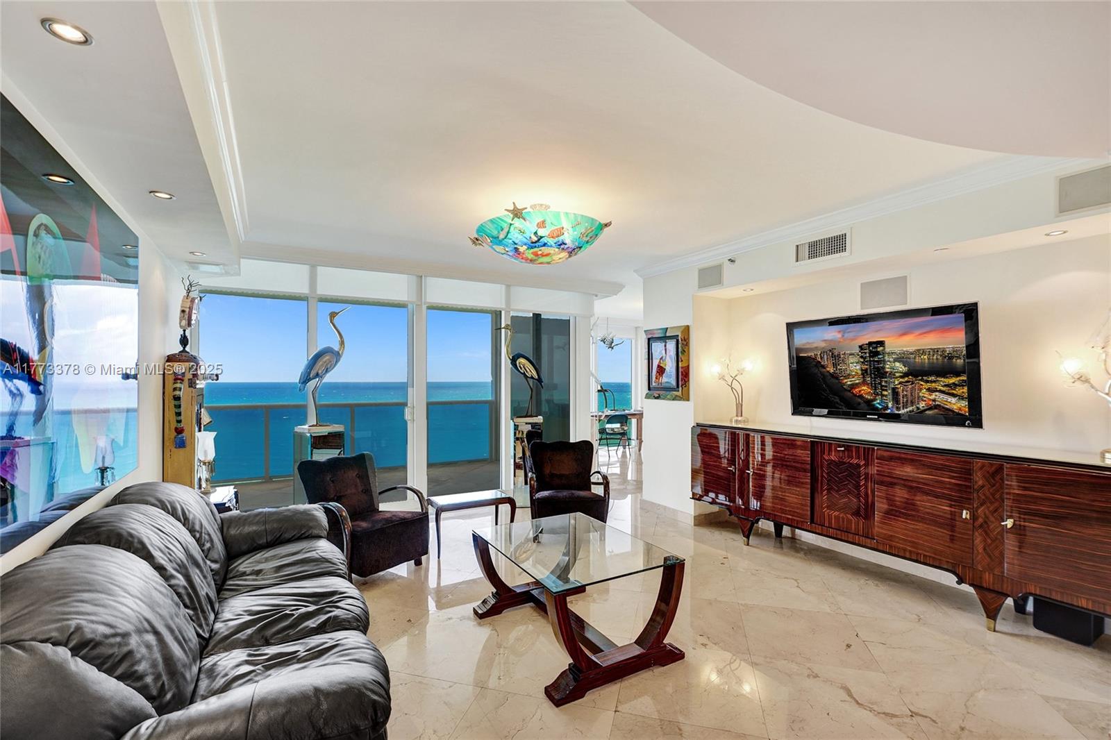 19111 Collins Ave 2905