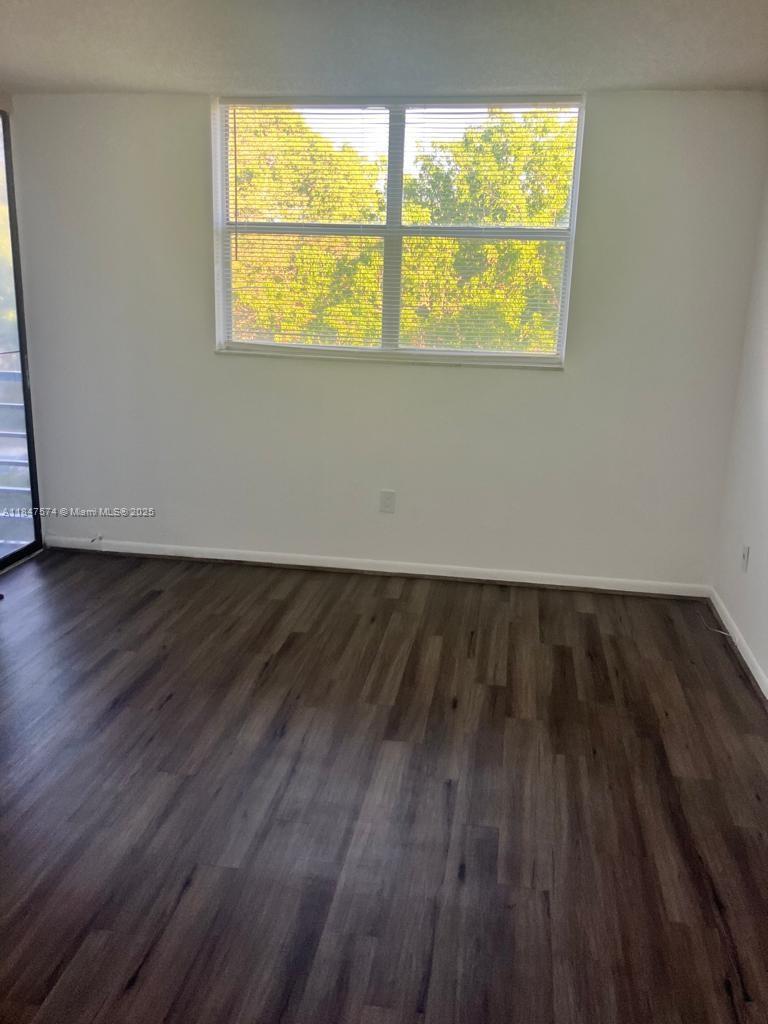 COURTYARDS OF BROWARD CON - Residential Lease