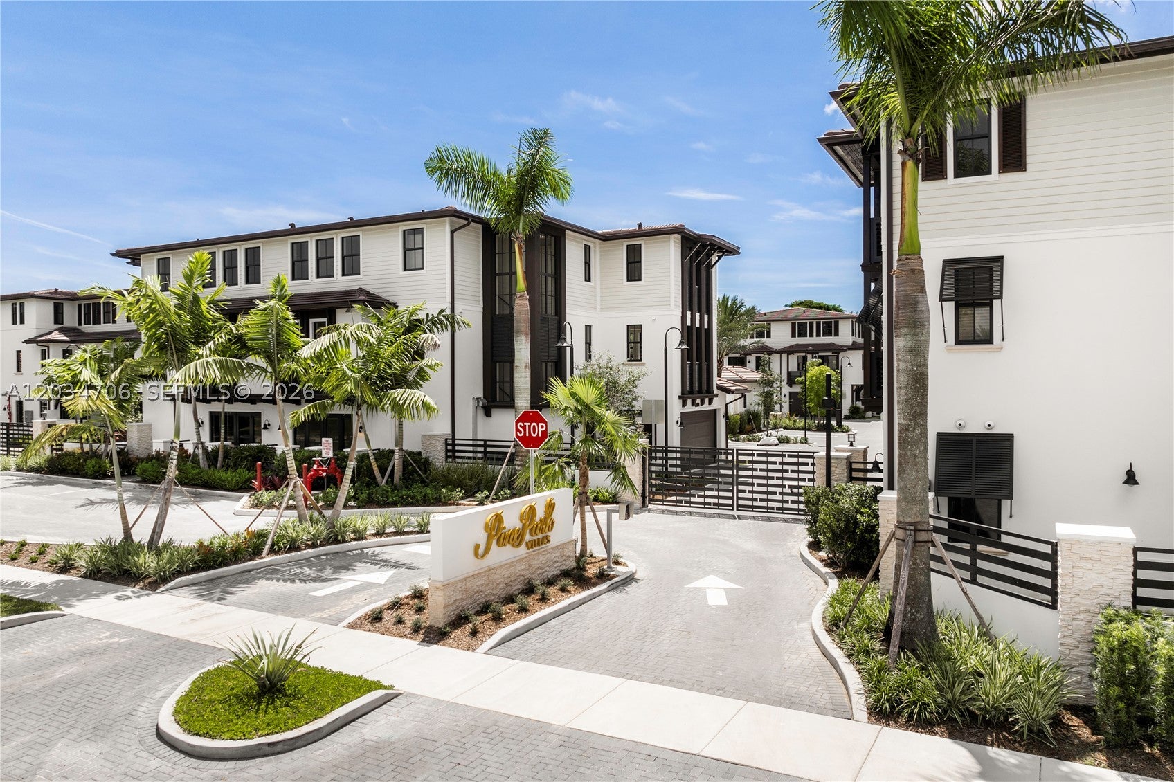 7504 SW 100th St