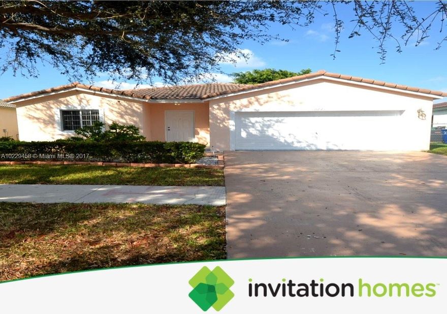 Enjoy peace of mind and the best quality ownership for a rental in the area. ONLY ONE MONTH DEPOSIT REQUIRED for qualified tenants. All kitchen appliances installed and maintained by landlord. One or Two year leases welcome in this beautiful home. PET FRIENDLY (some restrictions may apply). Easy to show - Vacant.