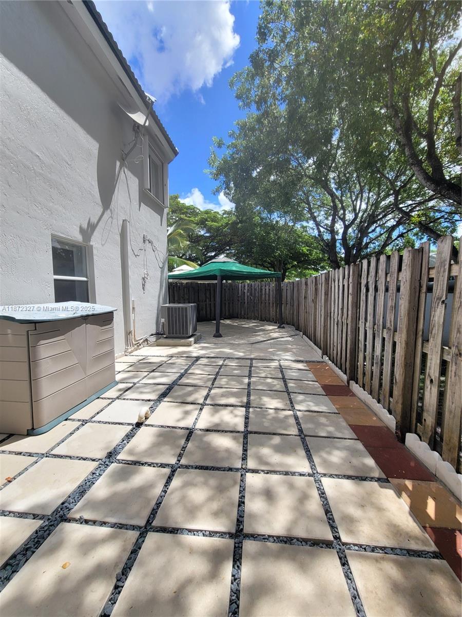 BONITA VILLAS CONDO - Residential Lease