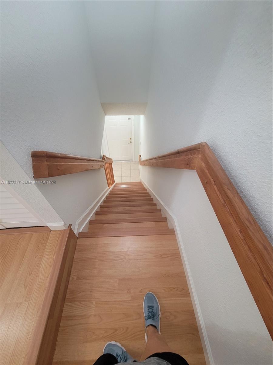 BONITA VILLAS CONDO - Residential Lease