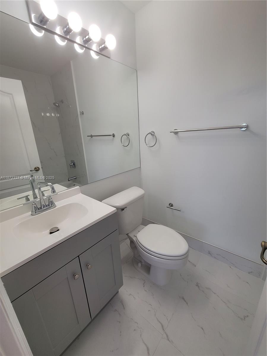 BONITA VILLAS CONDO - Residential Lease