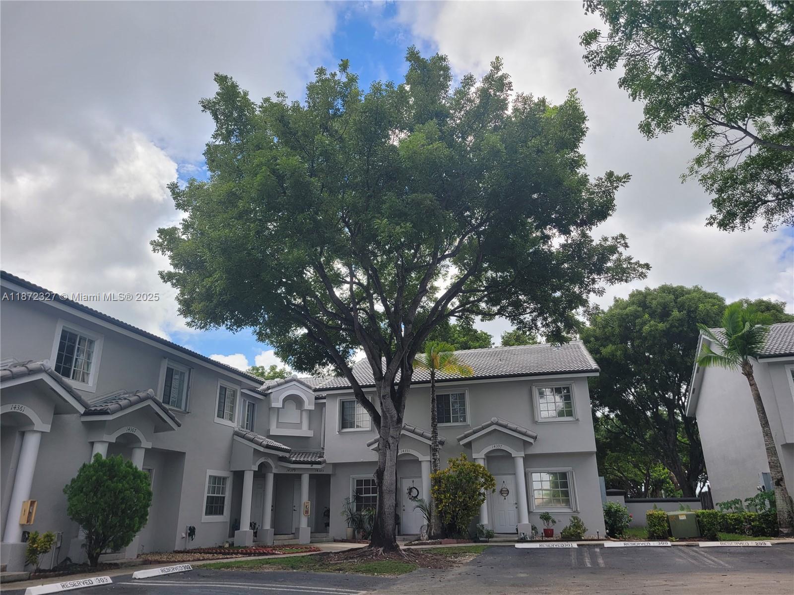 BONITA VILLAS CONDO - Residential Lease