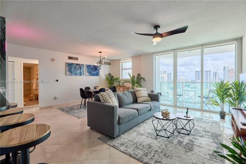 31 SE 5th St 3201 Miami FL 33131