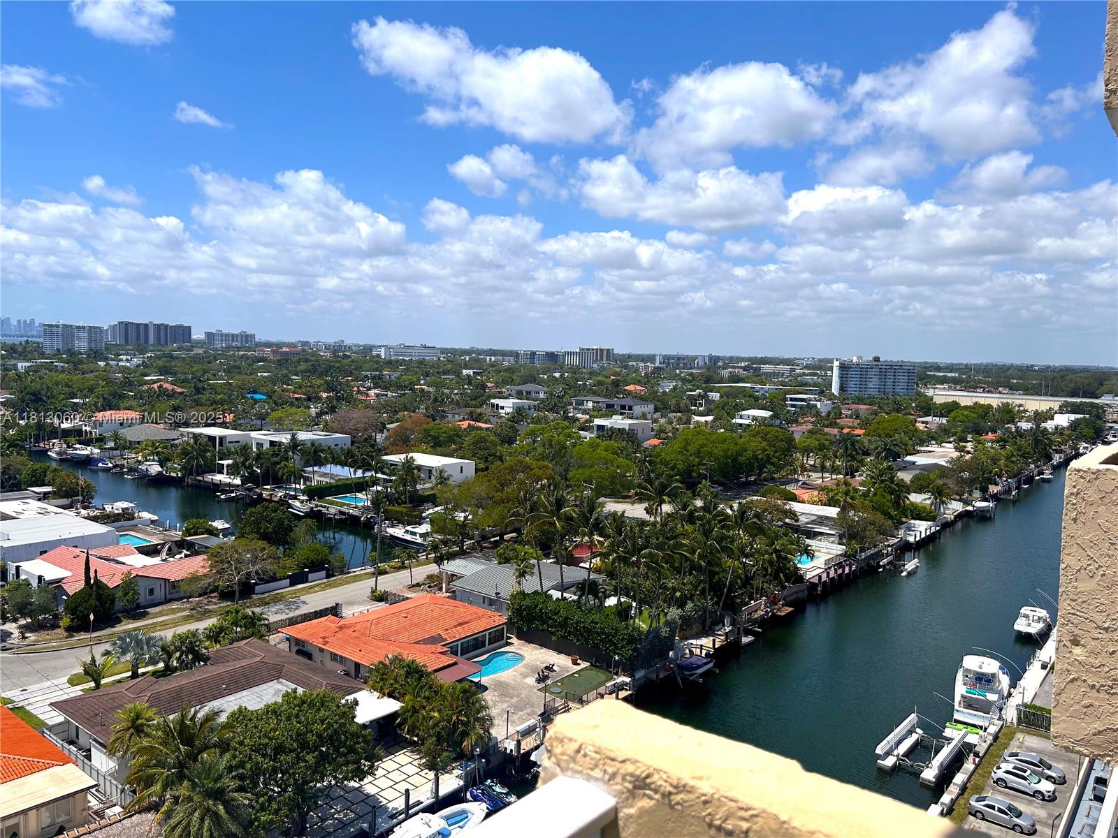 VECINO DEL MAR CONDO - Residential Lease