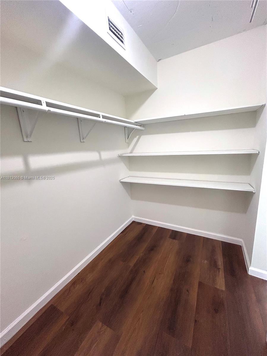 VECINO DEL MAR CONDO - Residential Lease