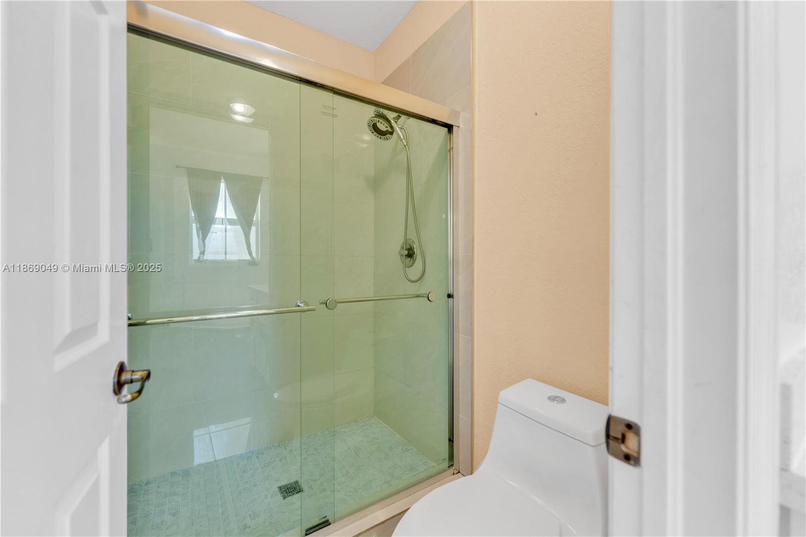 CENTURY BREEZE - Residential