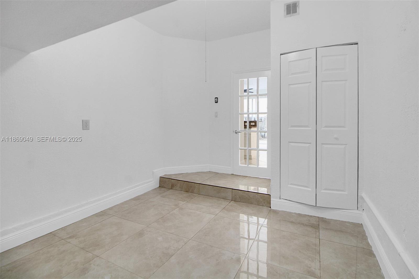 CENTURY BREEZE - Residential