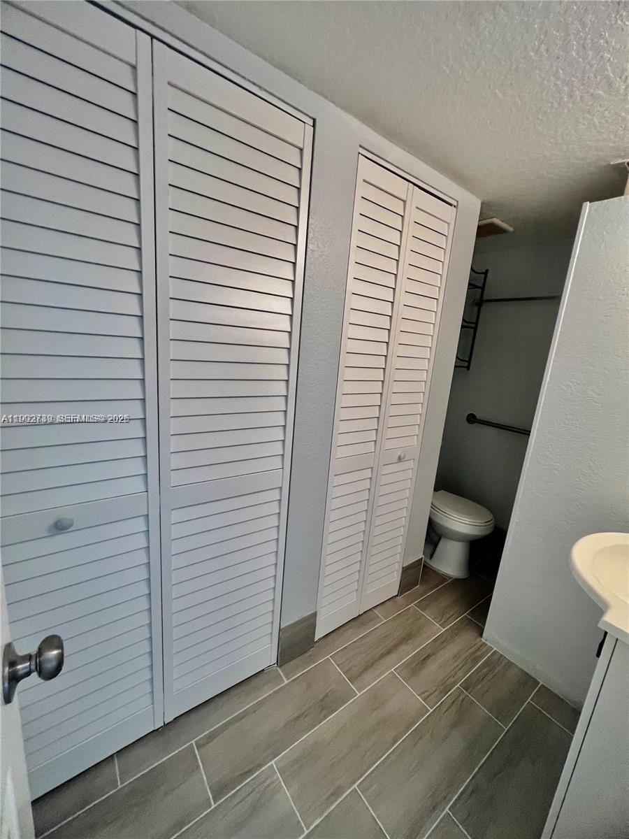 VILLAS AT MEADOW LAKES CO - Residential